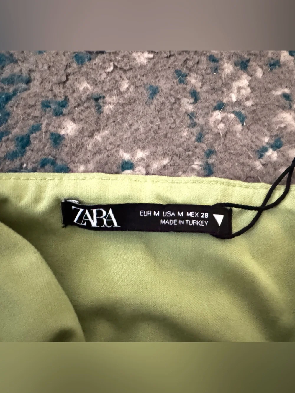 Zara Lime Green Sleeveless Top - Picture 3 of 5